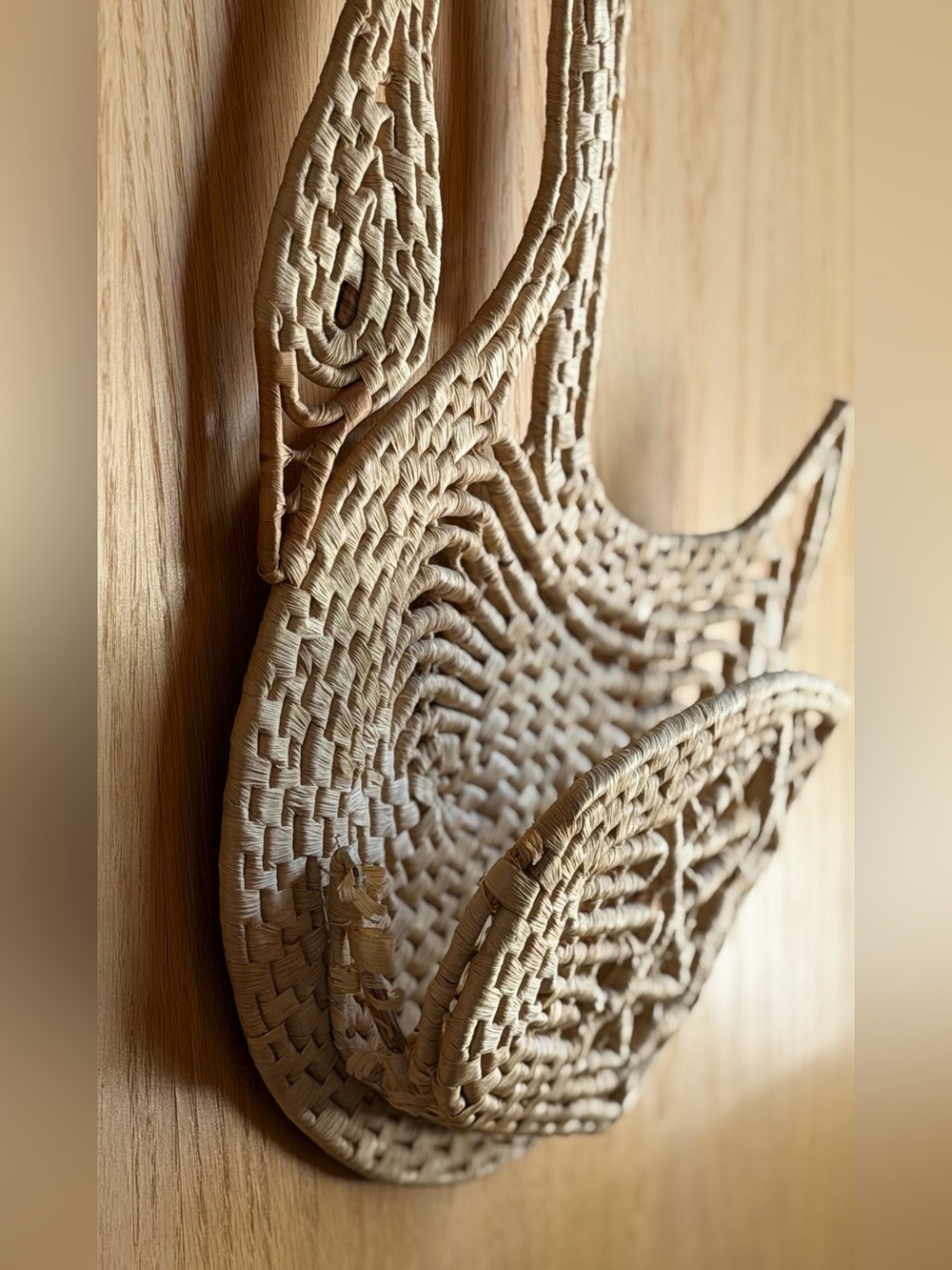 Vintage Woven Swan Straw Decor - Picture 3 of 3